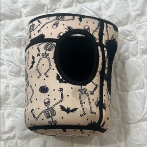 HydroJug Skeleton Print Sleeve - Black and Cream